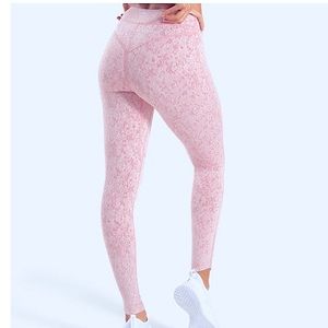 GYMSHARK fleur texture leggings
